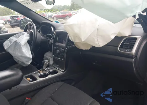 2021 Jeep Grand Cherokee Laredo E 4X4 from USA, damaged, VIN 1C4RJFAG4MC807662